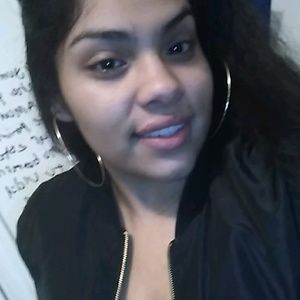 Meet your Posher, Yuni